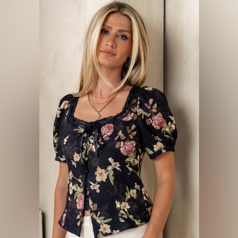 Bohme Black Floral Puff Sleeve Blouse